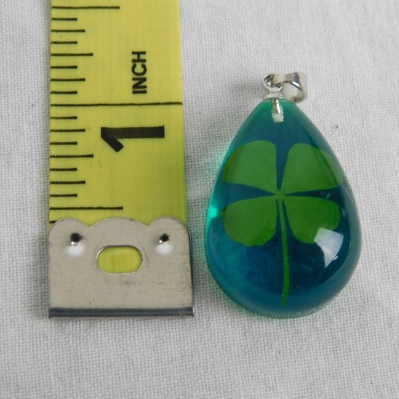 Teardrop Shaped (Mostly) Pendant Lot of 13 Shamrock Rhinestones Pea Pod Mustard - Picture 6 of 12